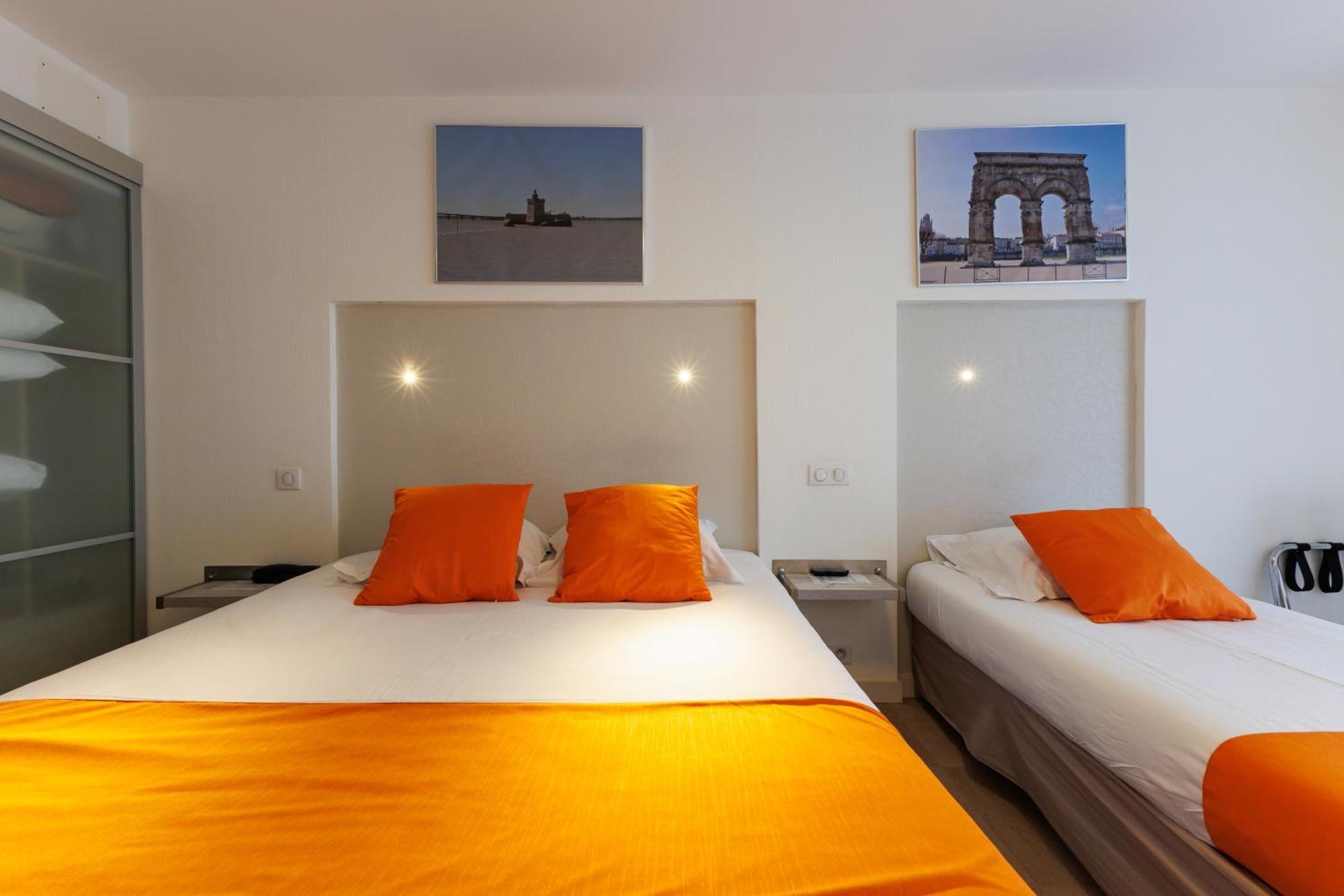 Twin or Triple Room,1529394685:JPEG